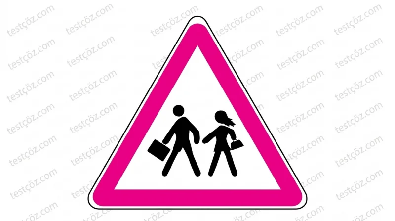 Okul/çocuk çıkabilir trafik işareti — yaklaşılan yer bildirim